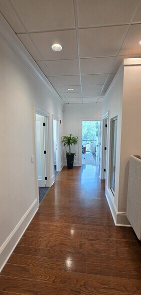 More Photos Of 3621 Vinings Slope SE, Atlanta Loft Creative Space For Sale