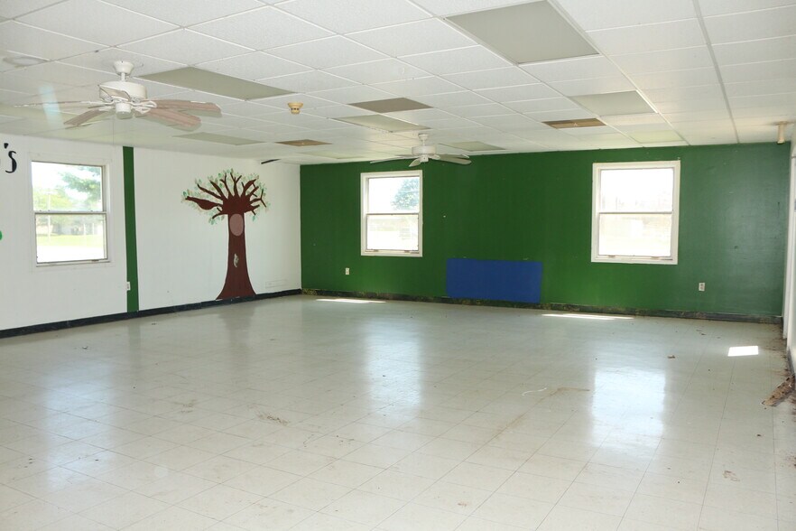 Primary Photo Of 3001 W Lafayette Ave, Jacksonville Flex For Sale