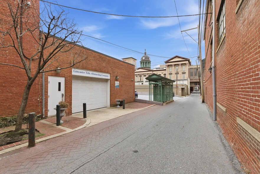More Photos Of 121-123 E King St, Lancaster Office Residential For Sale