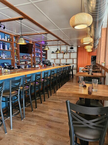More Photos Of 10 McGillis Ave, Lake George Restaurant For Sale
