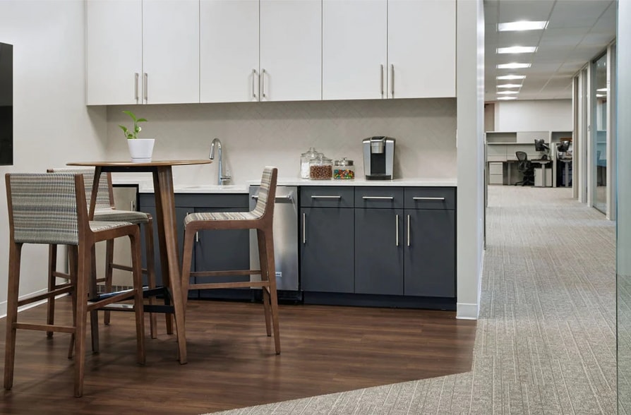 More Photos Of 8295 Tournament Dr, Memphis Coworking Space