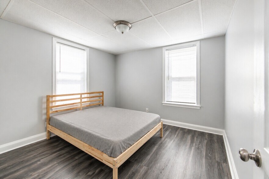 More Photos Of 799-801 N Main St, Fall River Apartments For Sale