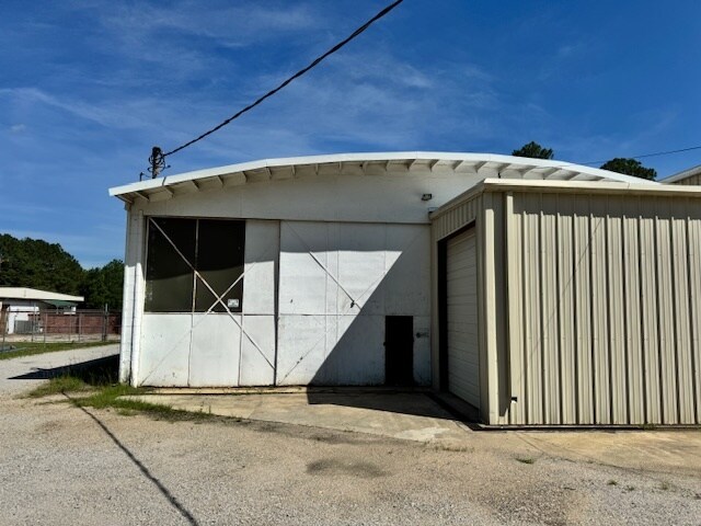 More Photos Of 637 State Rd, Cheraw Manufacturing For Sale