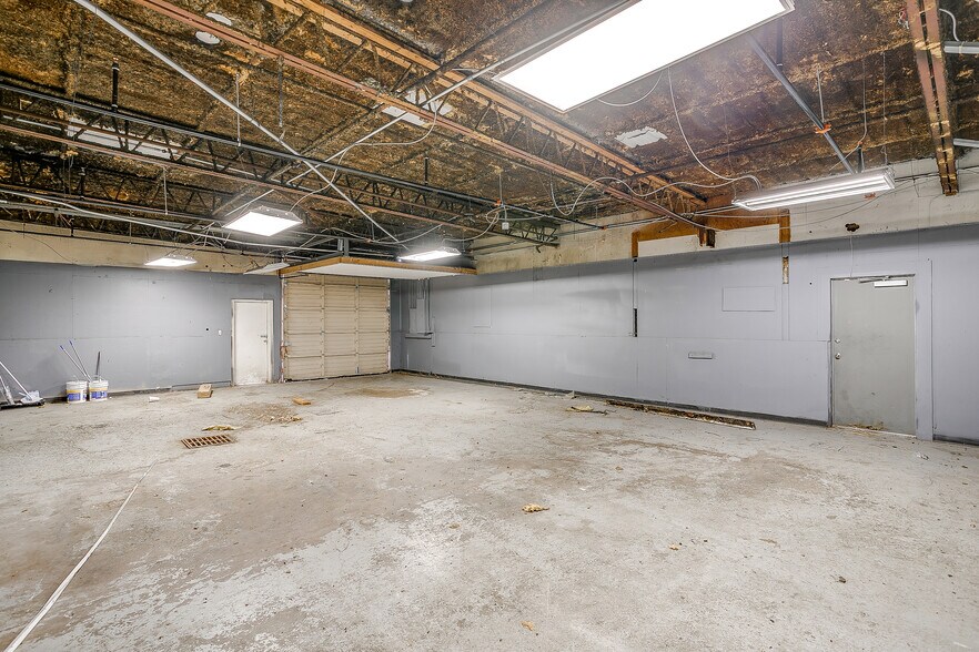 More Photos Of 541 N Main St, Fort Worth Light Manufacturing For Lease