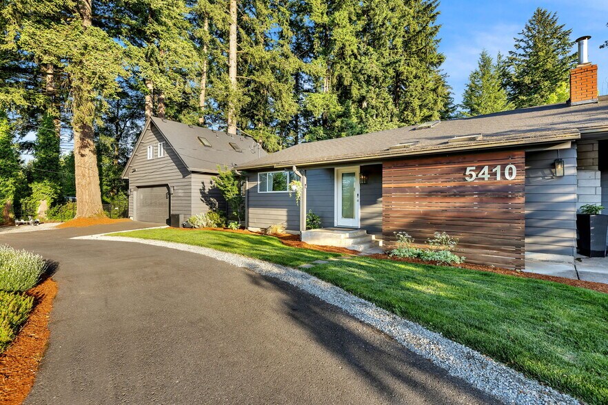 Primary Photo Of 5410 NW 38th Ave, Camas Land For Sale