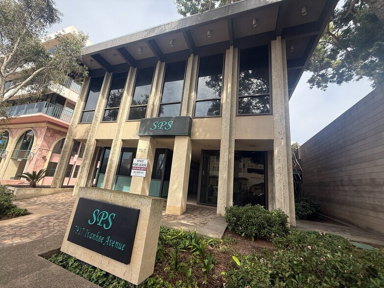 Primary Photo Of 7917 Ivanhoe Ave, La Jolla Office For Lease