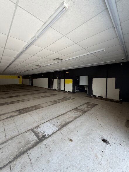 More Photos Of 404 Leech Ave, Saltsburg Freestanding For Lease