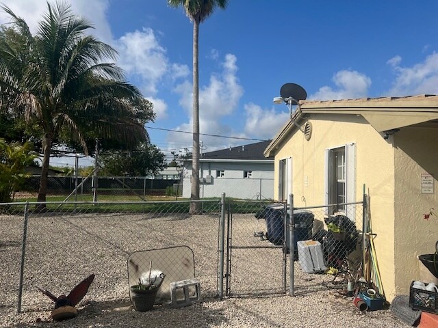 More Photos Of 22300 Sw 115th Ct, Miami Multifamily For Sale