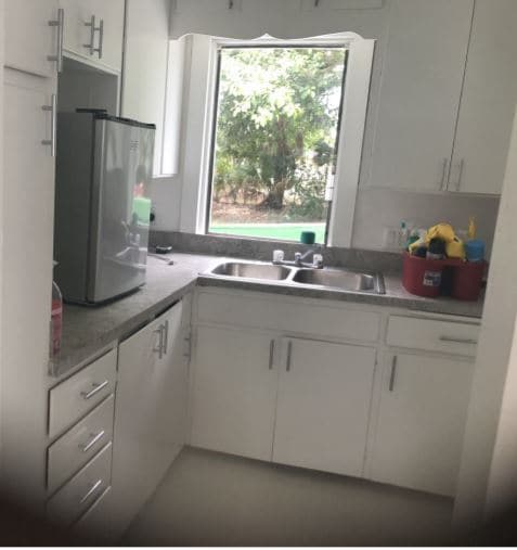 More Photos Of 2023 Jeffcott St, Fort Myers Office For Sale