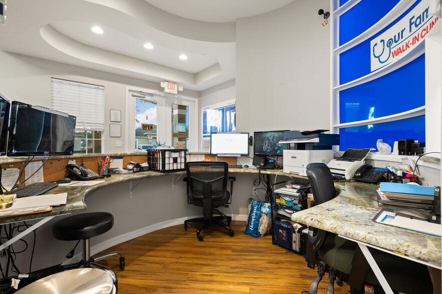 More Photos Of 17929 Hunting Bow Cir, Lutz Healthcare For Sale