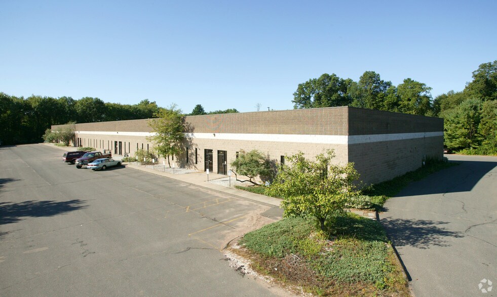 More Photos Of 95 Peters Rd, Bloomfield Light Manufacturing For Sale