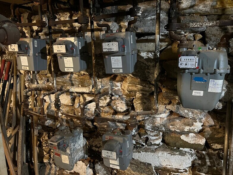 More Photos Of 561 6th Ave, Brooklyn Apartments For Sale