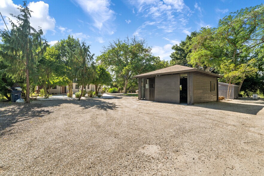 More Photos Of 14268 CA-160, Isleton Apartments For Sale