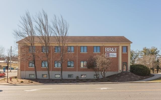 More Photos Of 539 E Nelson St, Lexington Office For Lease
