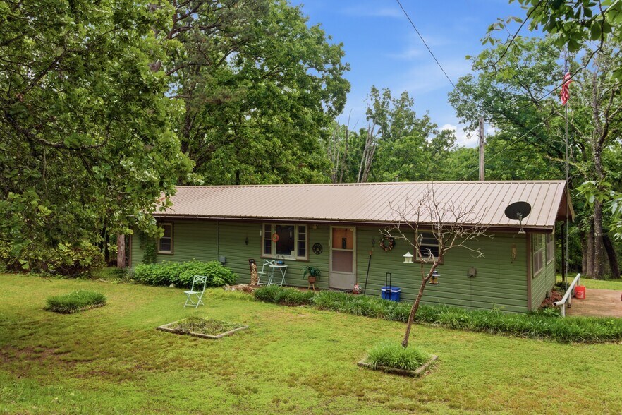 More Photos Of 34 Indian Oaks, Isabella Specialty For Sale