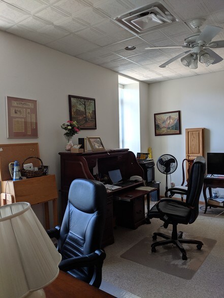 More Photos Of 192 9th St, Troy Schools For Sale