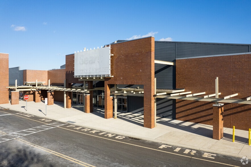 More Photos Of 1661 Easton Rd, Warrington Unknown For Lease