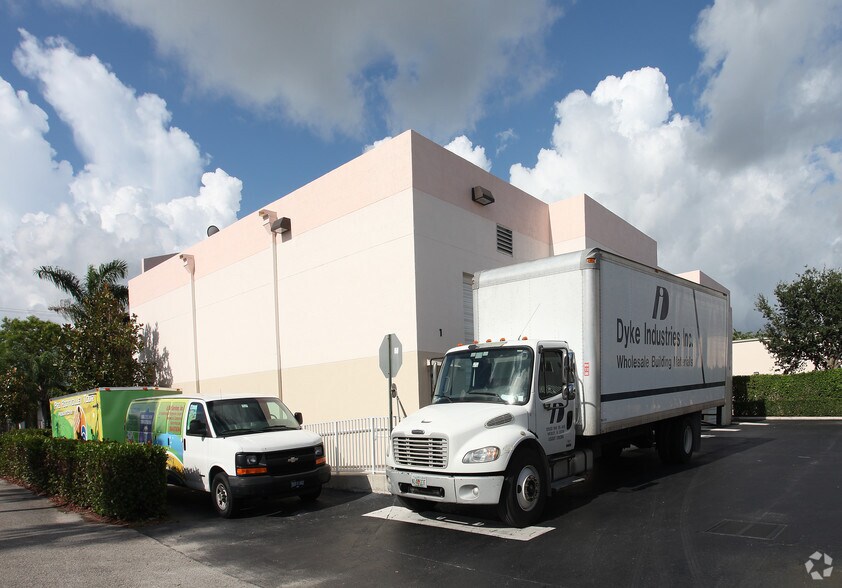 More Photos Of 5453 NW 24th St, Margate Warehouse For Sale