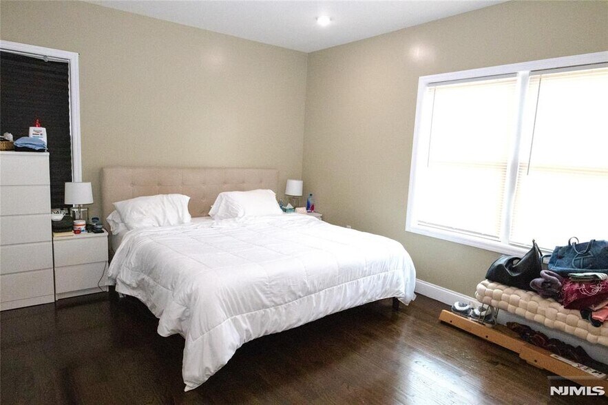 More Photos Of 6805 Meadowview Ave, North Bergen Apartments For Sale