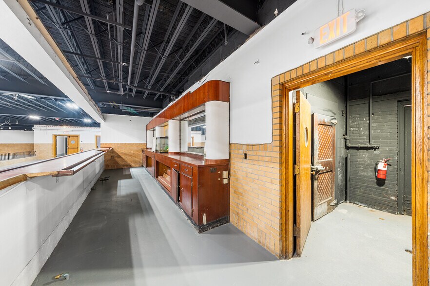 More Photos Of 379 Cherry St, Pottstown Flex For Lease