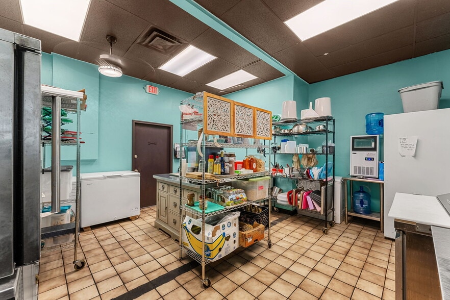 More Photos Of 1592 Jimmy Buffet Mem Hwy, Satellite Beach Office Residential For Sale