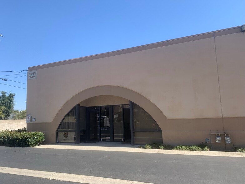 More Photos Of 120-146 W Pomona Ave, Monrovia Warehouse For Sale