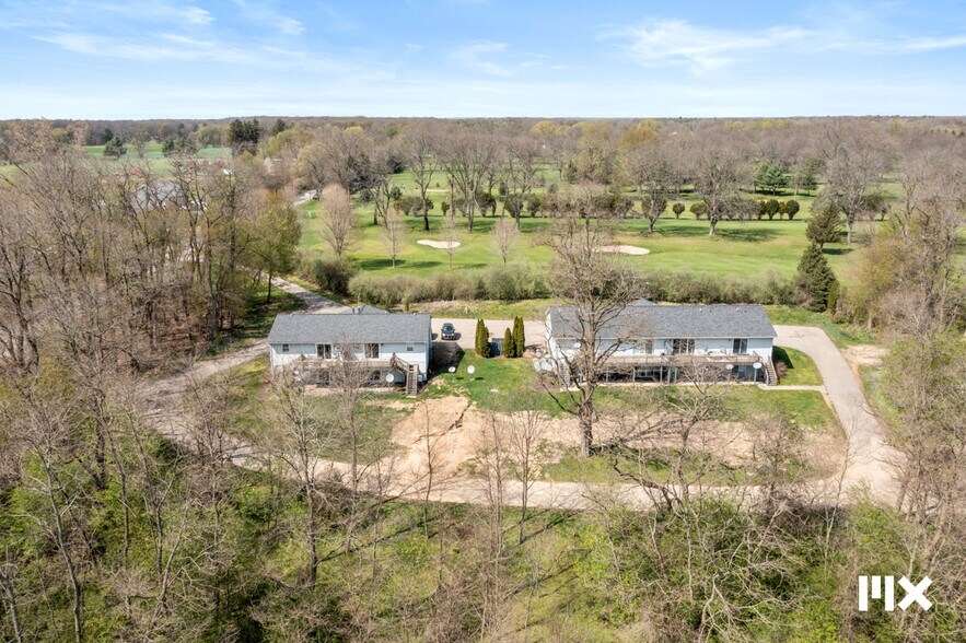 Primary Photo Of 2535 7th St, Shelbyville Apartments For Sale