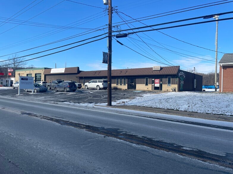 More Photos Of 1630 Midland Beaver Rd, Industry General Retail For Sale