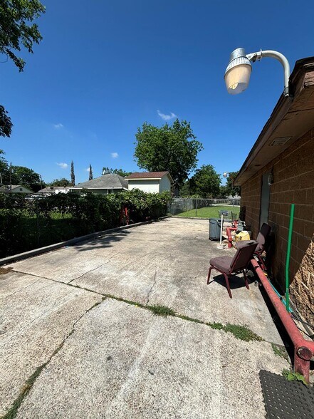 More Photos Of 3810 Cavalcade St, Houston Land For Sale