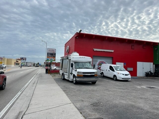 More Photos Of 6772 W Flagler St, Miami Auto Repair For Sale