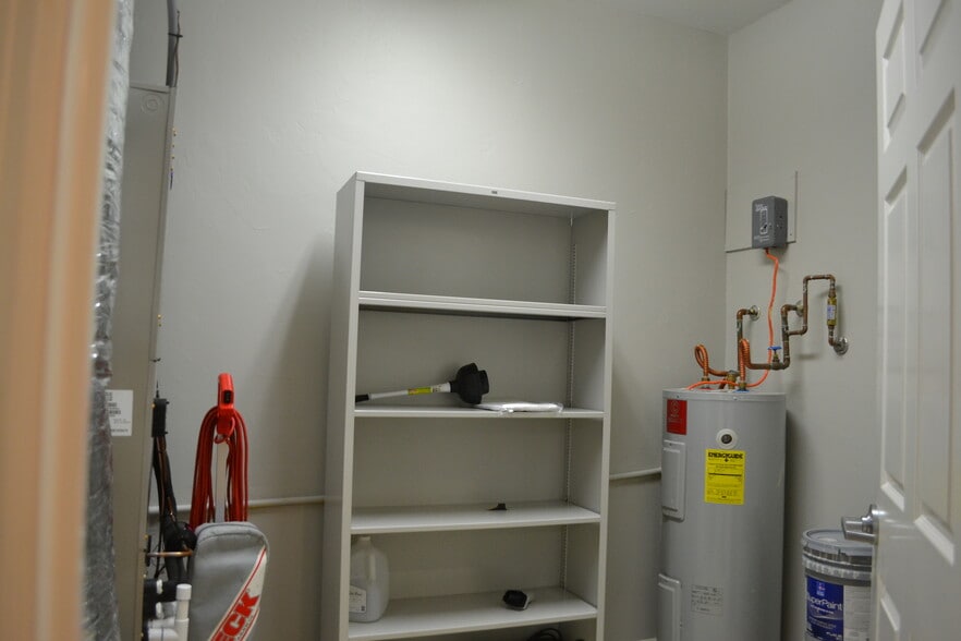 More Photos Of 2418 Mill Creek Ln, Tallahassee Office For Lease