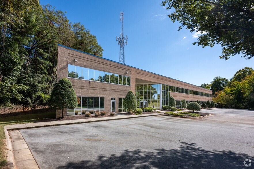 More Photos Of 2 Pai Park, Greensboro Office For Sale
