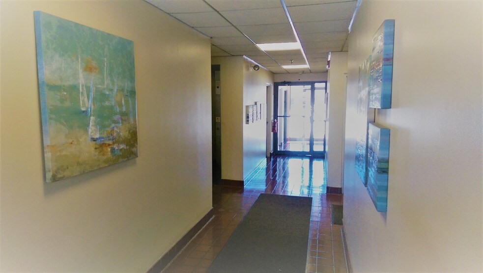More Photos Of 36 Commerce Way, Woburn Office For Lease