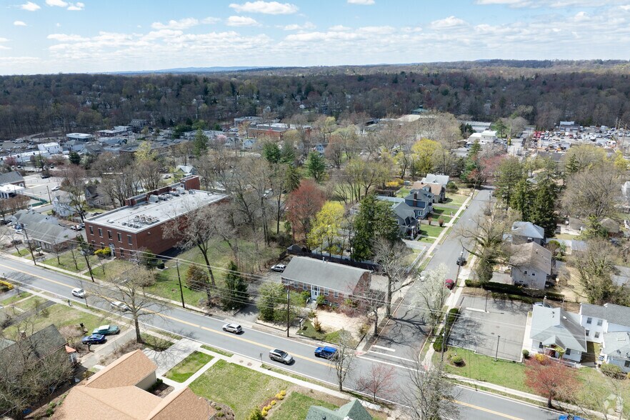 More Photos Of 185 Broadway, Hillsdale Medical For Sale