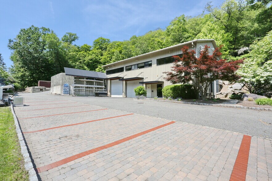 More Photos Of 345 State 17 hwy, Hillburn Land For Sale