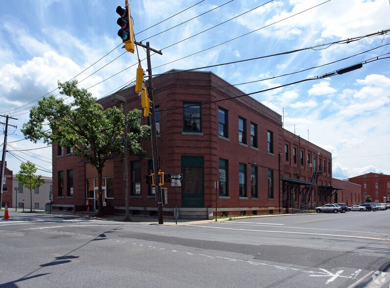 More Photos Of 20 S Carroll St, Frederick Hotel For Lease