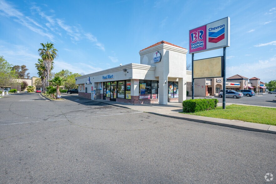More Photos Of 10109 Folsom Blvd, Rancho Cordova Service Station For Lease