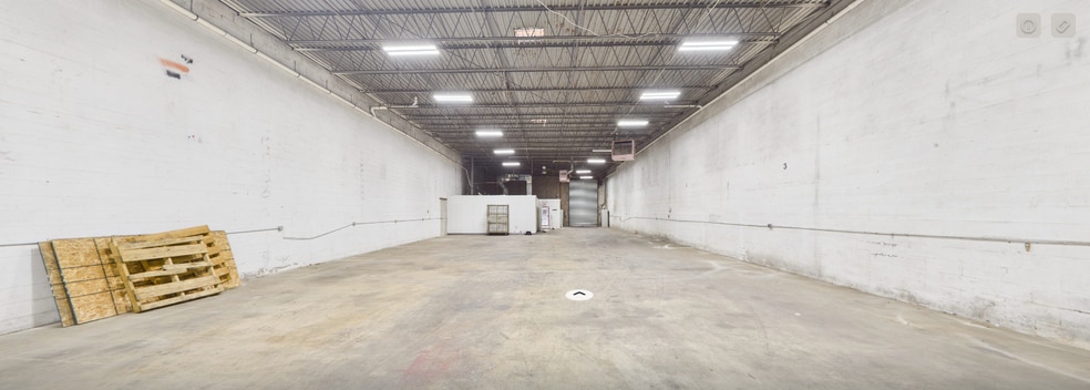 More Photos Of 82 Meyer St, Hackensack Warehouse For Sale