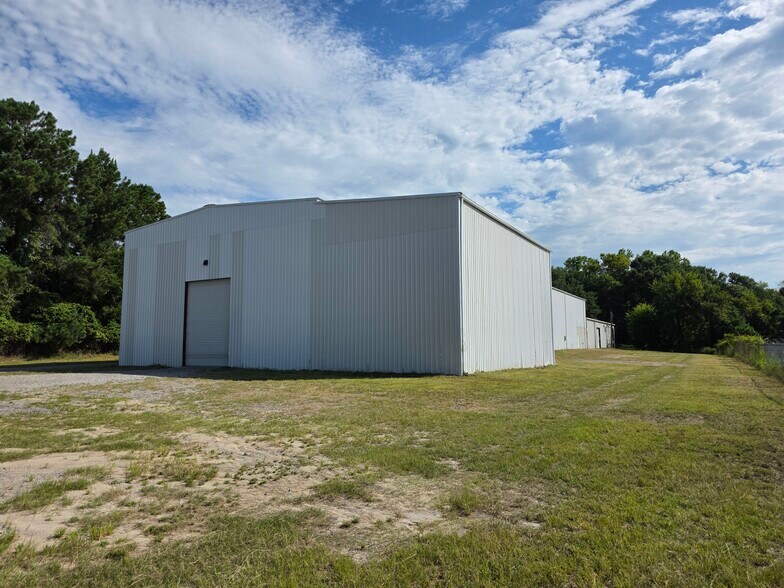 More Photos Of 1423 Old Dunbar Rd, West Columbia Warehouse For Sale