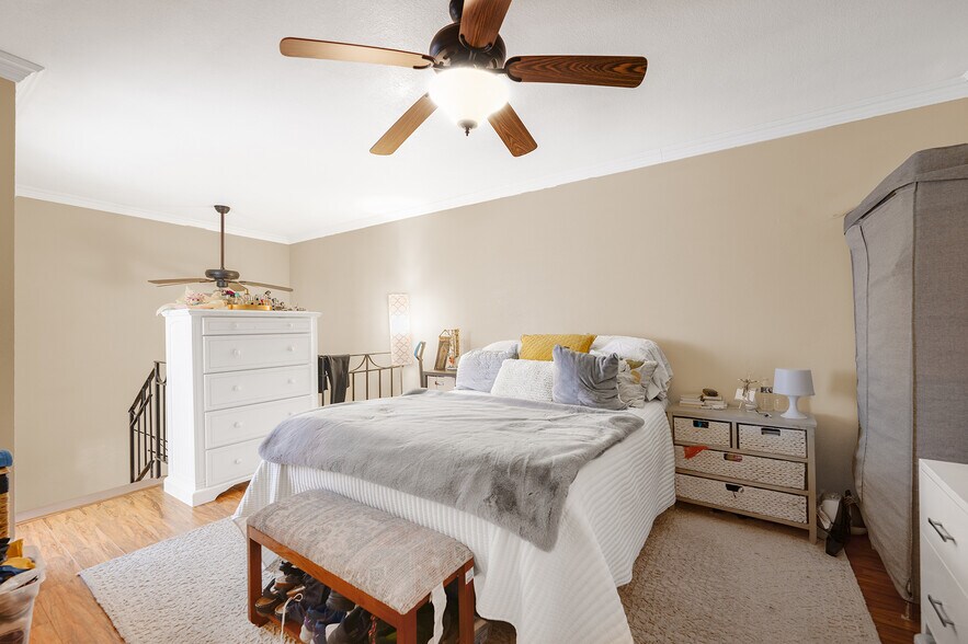 More Photos Of 646 S Grand St, Orange Apartments For Sale