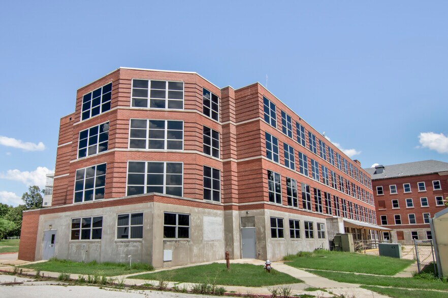 More Photos Of 600 N Main St, Mount Vernon Congregate Senior Housing For Sale