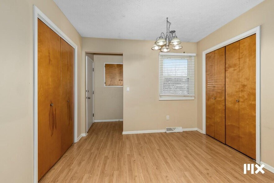 More Photos Of 2535 7th St, Shelbyville Apartments For Sale