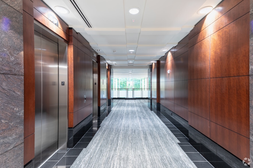 More Photos Of 10735 David Taylor Dr, Charlotte Unknown For Lease