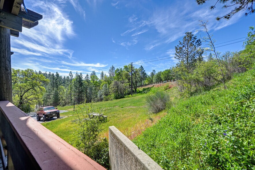More Photos Of 10015 Alta Sierra Dr, Grass Valley Office Residential For Sale