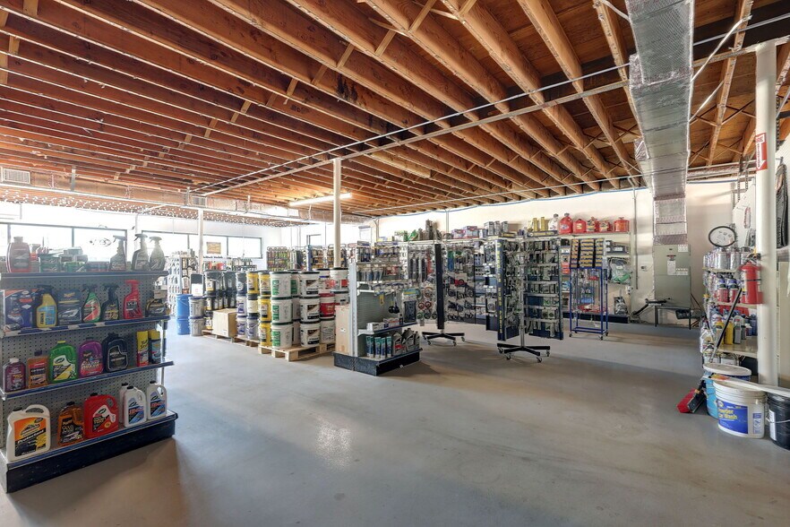 More Photos Of 519 Delaware Ave, Fort Pierce General Retail For Lease