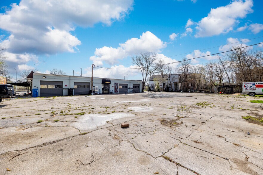 More Photos Of 10620 S Vincennes Ave, Chicago Carwash For Sale