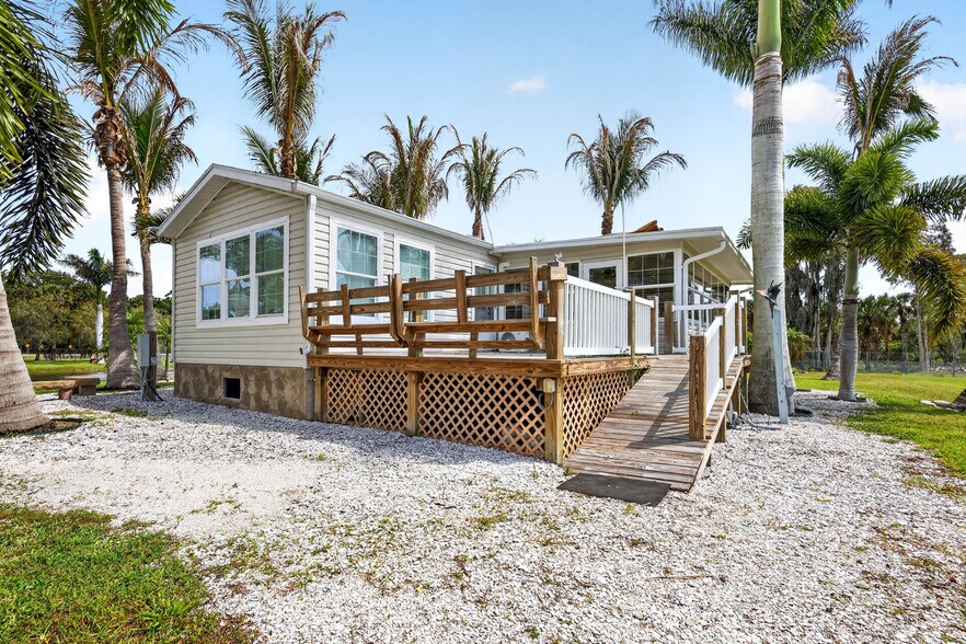 More Photos Of 3342 County Road 721 Loop, Moore Haven Land For Sale