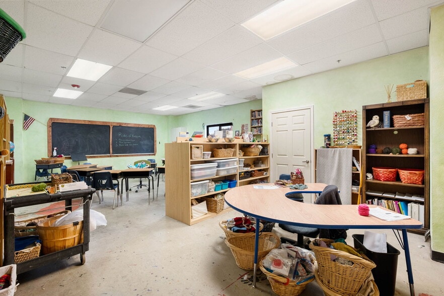 More Photos Of 1455 Willow Creek Rd, Prescott Religious Facility For Sale