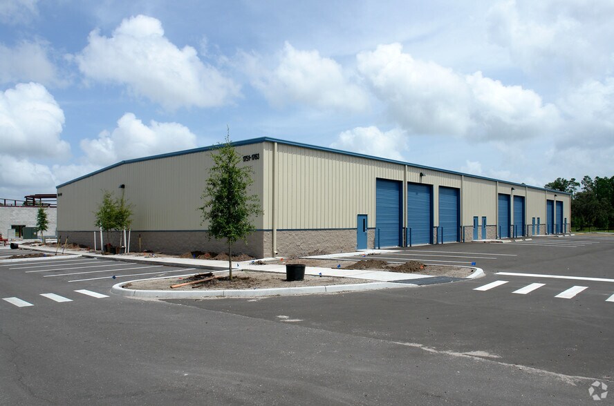 More Photos Of 1731-1829 Business Center Ln, Kissimmee Warehouse For Lease