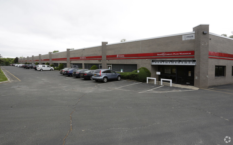 Primary Photo Of 275 Marcus Blvd, Hauppauge Light Distribution For Lease